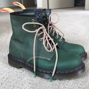 1460 shamrock dr martens